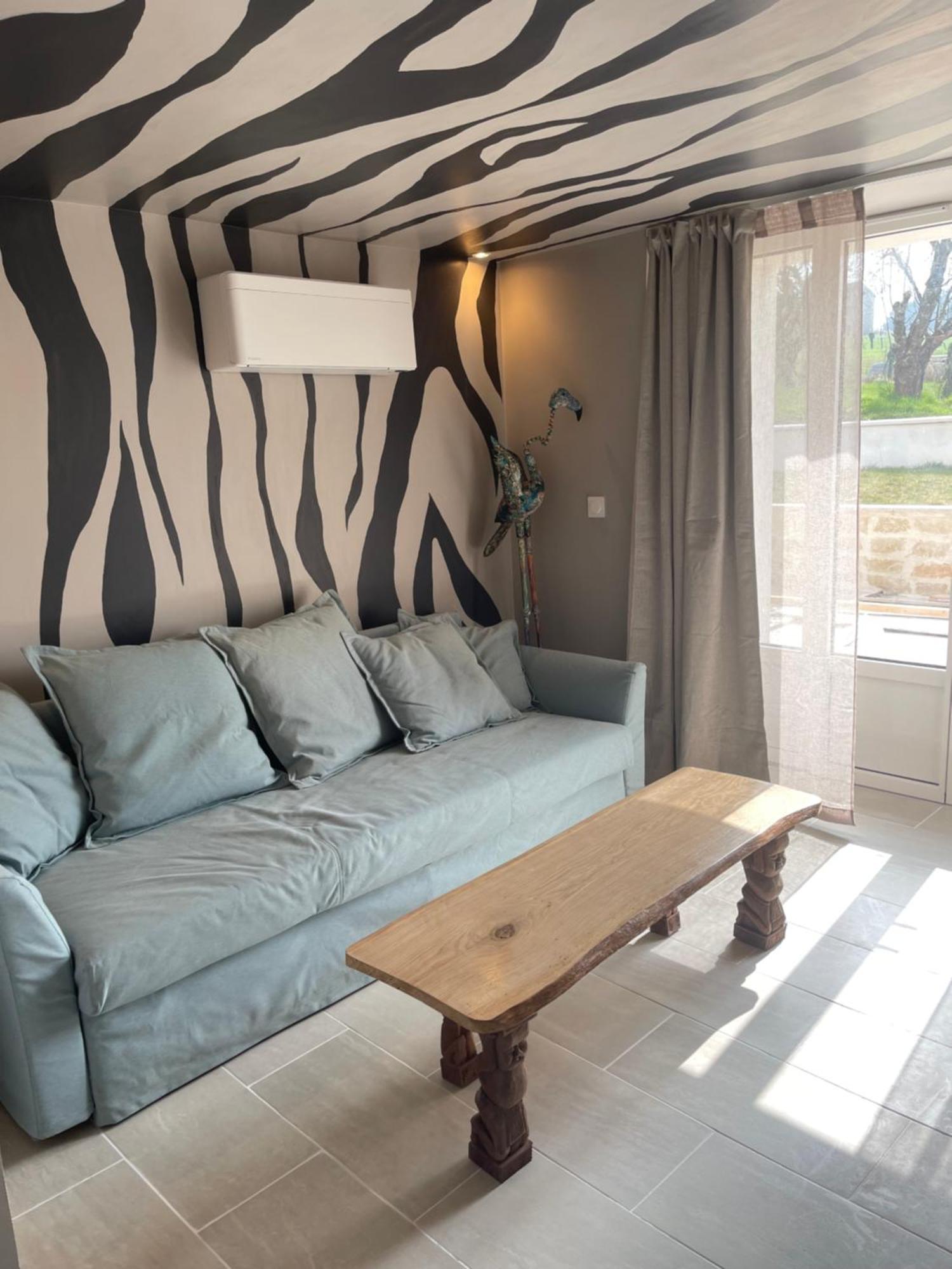 L'abbaye Saint Michel Bed & Breakfast 4*