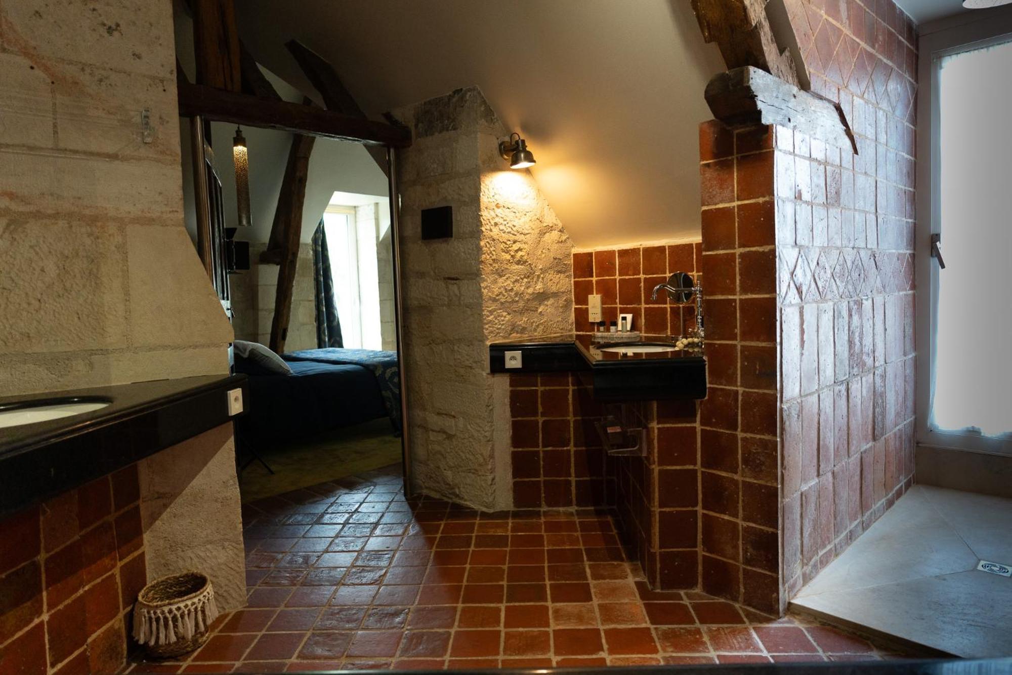 L'abbaye Saint Michel Bed & Breakfast Tonnerre